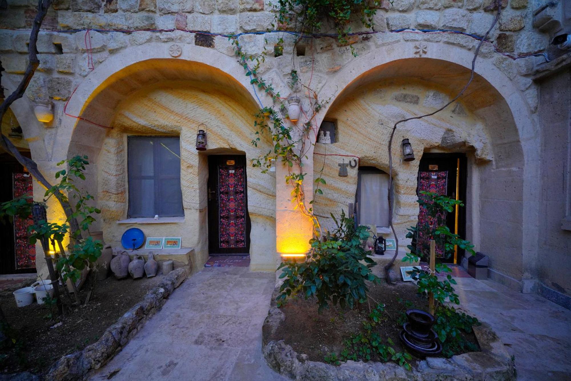 Antik Cave House Hotell Urgup Eksteriør bilde